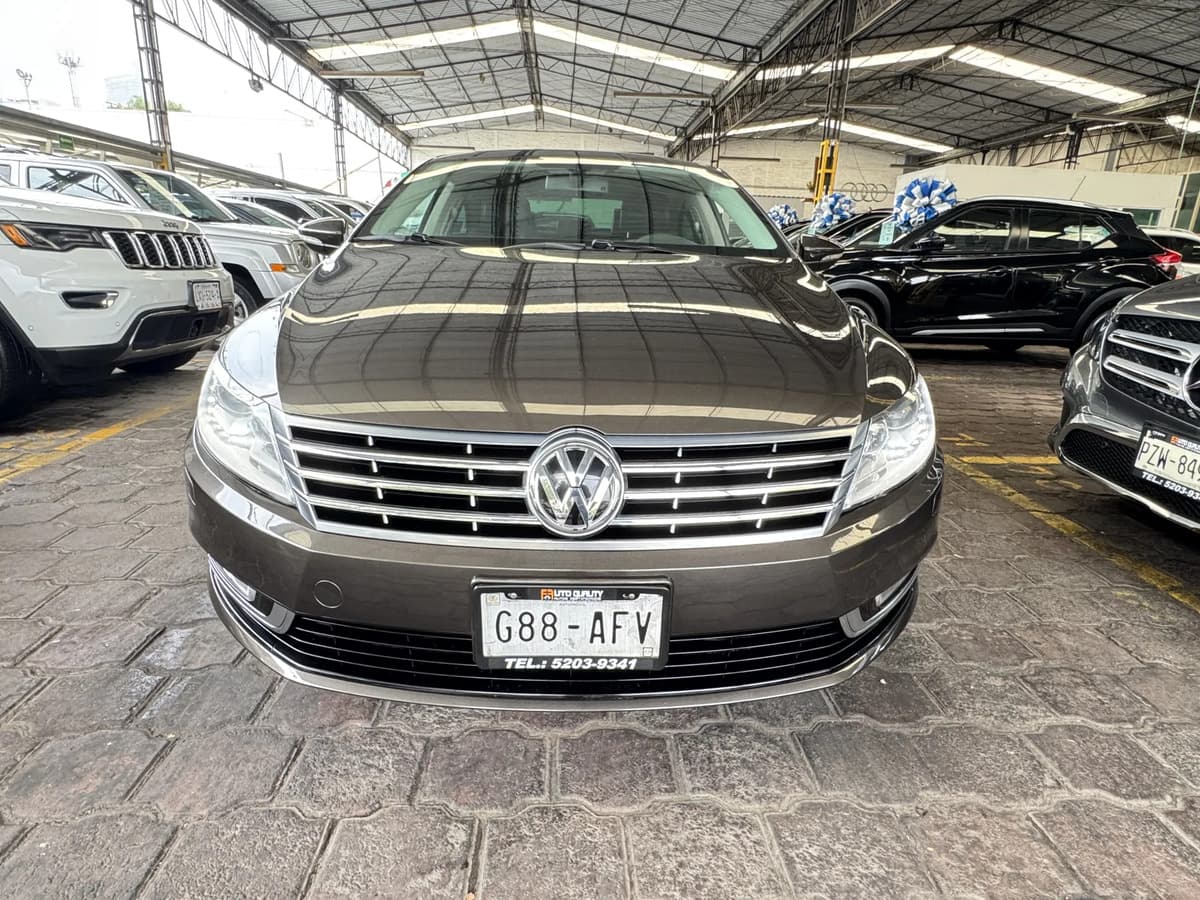 Volkswagen CC — foto 1 de 16