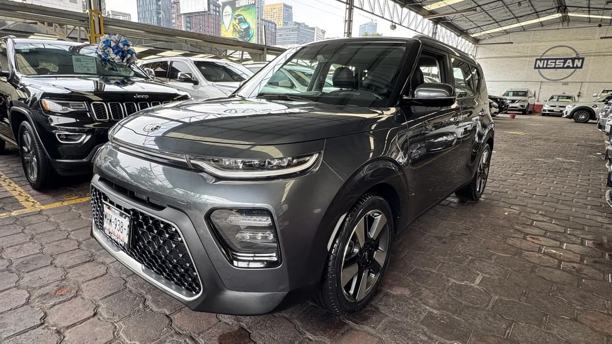 Kia Soul — foto 1 de 19