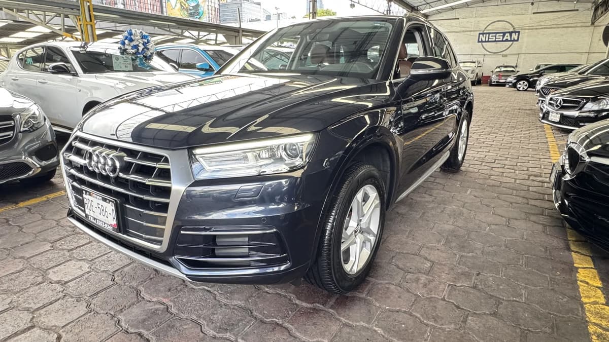 Audi Q5 — foto 1 de 20