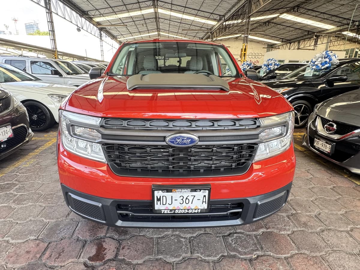 Ford Maverick — foto 1 de 18