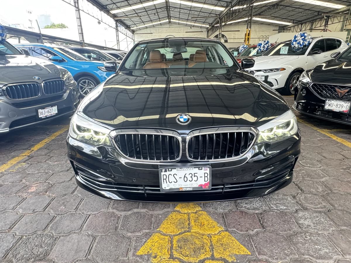 BMW Serie 5 — foto 1 de 17